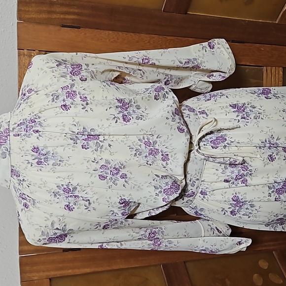 Vintage 70s Buttery Yellow Floral Dress - Picture 10 of 16